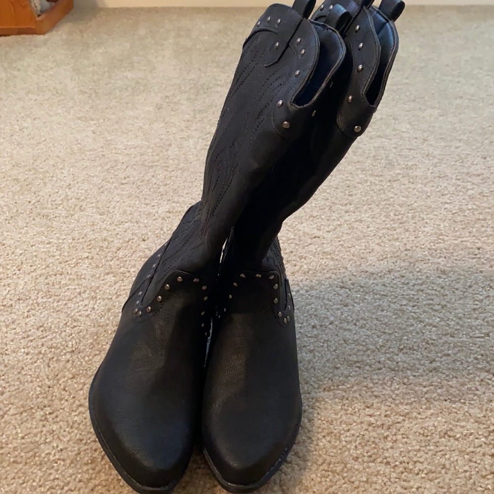 Cowboy cowgirl boots